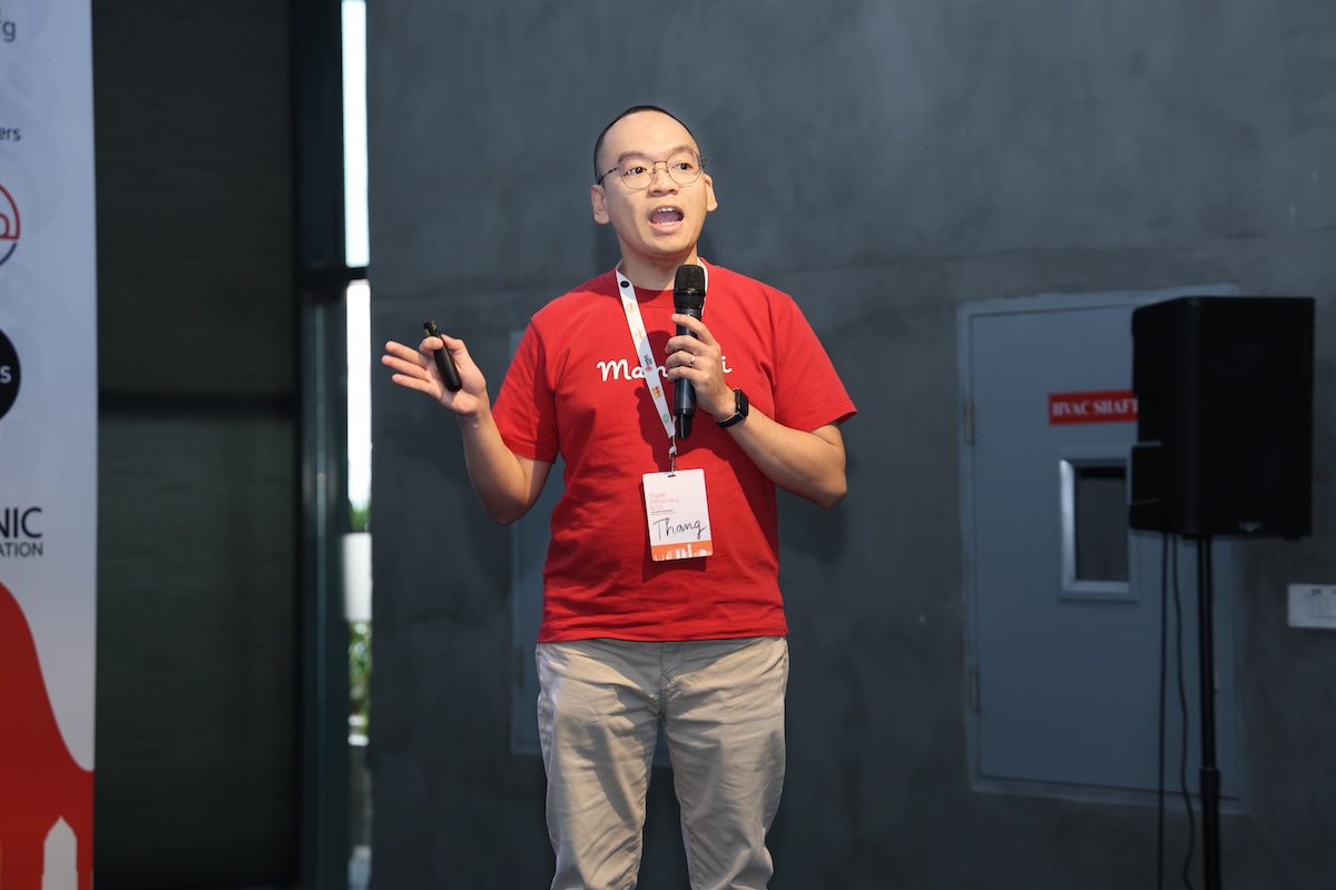 Chia sẻ